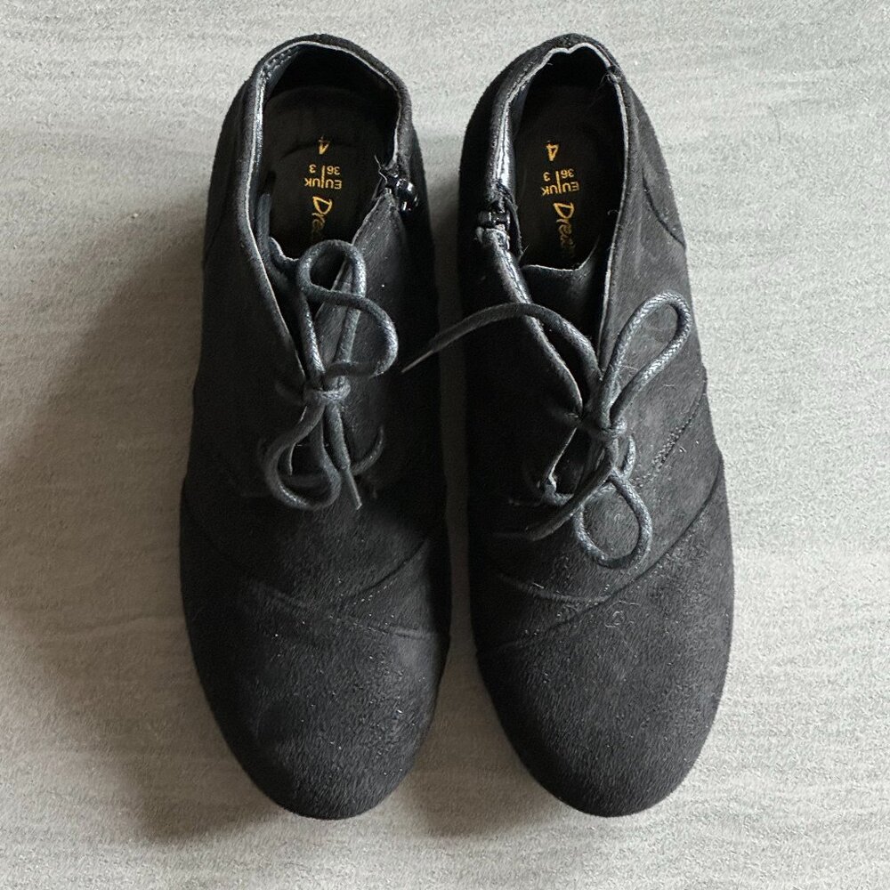 Dream Pairs Kids Ankle Boots - Size 4 - Black - NWOT